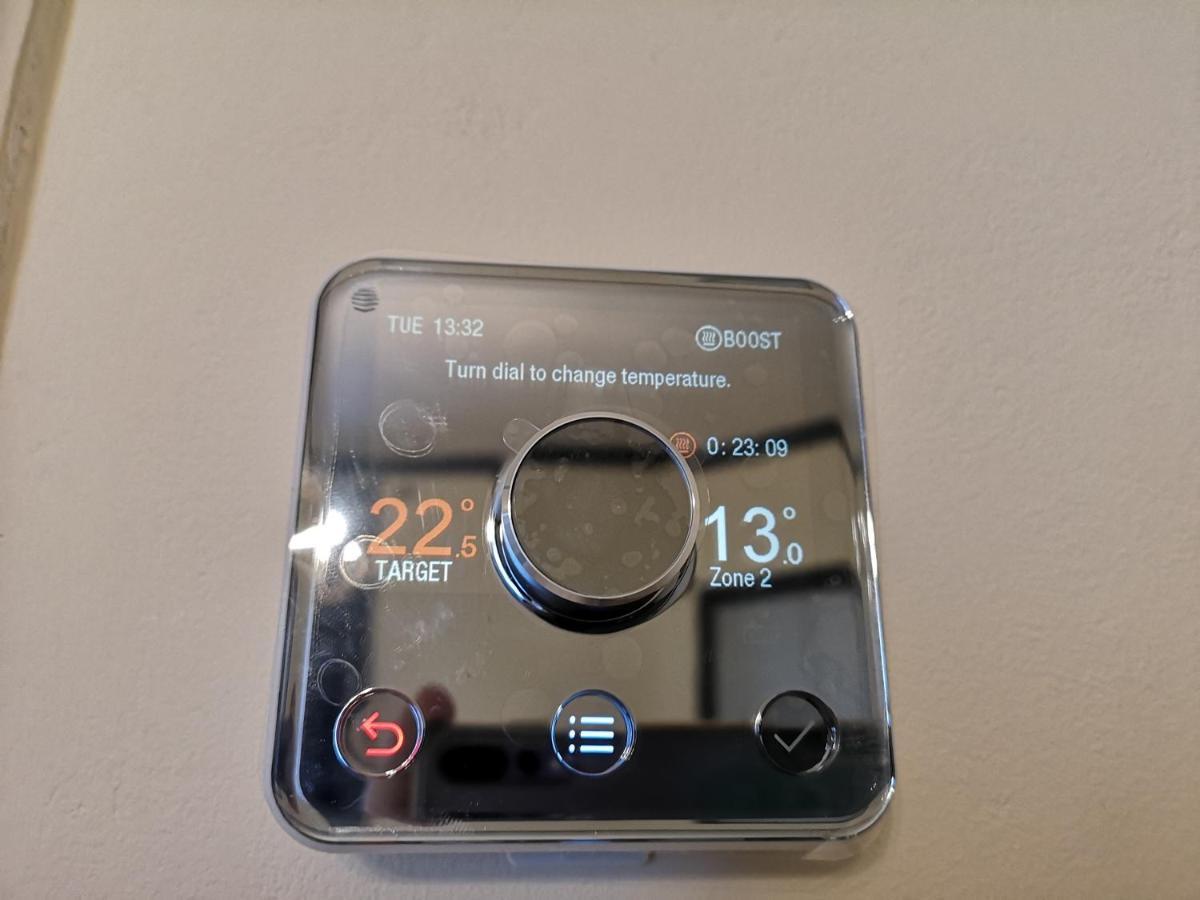 אינברנס Stag City Centre Apartment מראה חיצוני תמונה